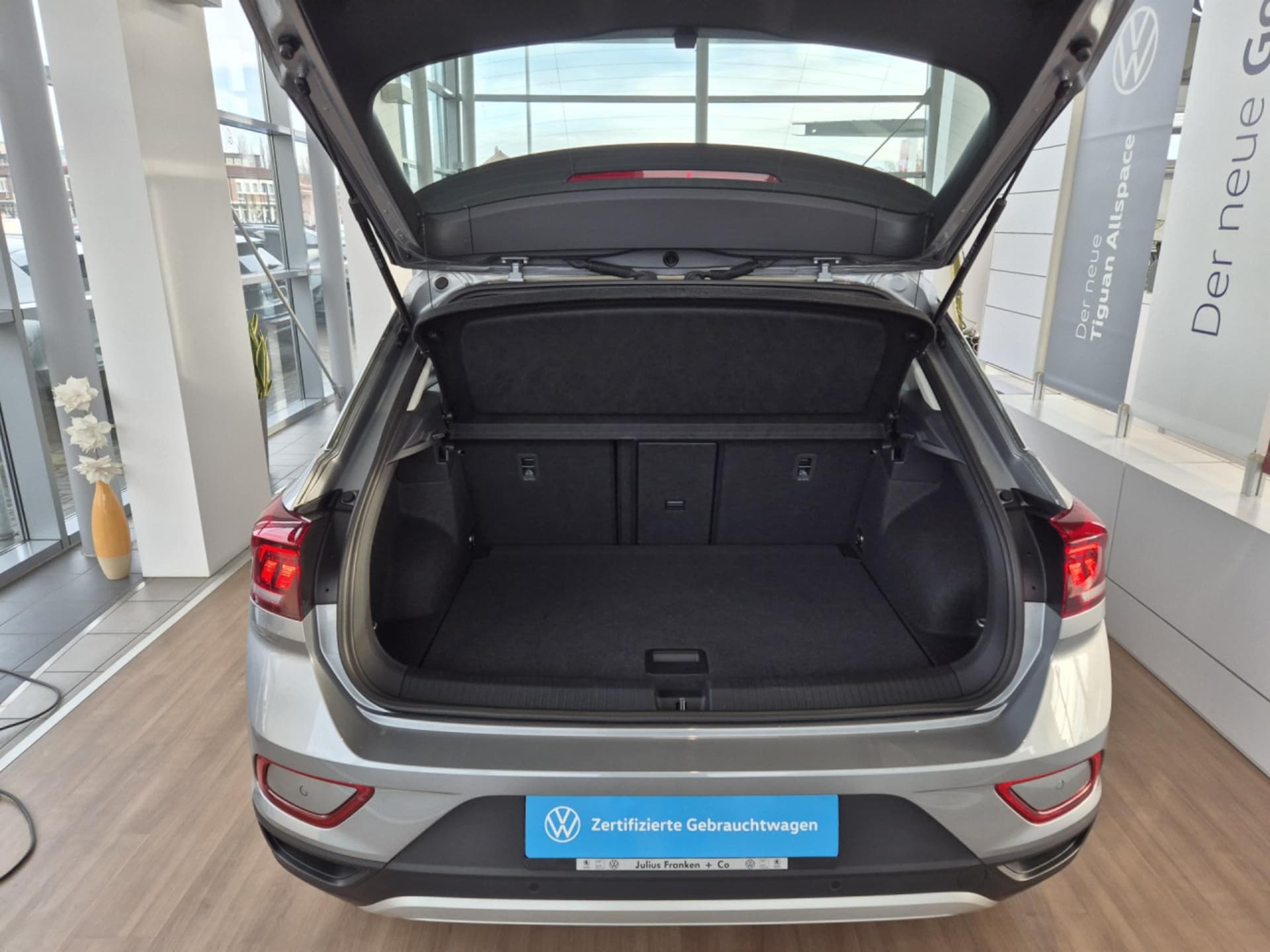 Volkswagen T-Roc Life