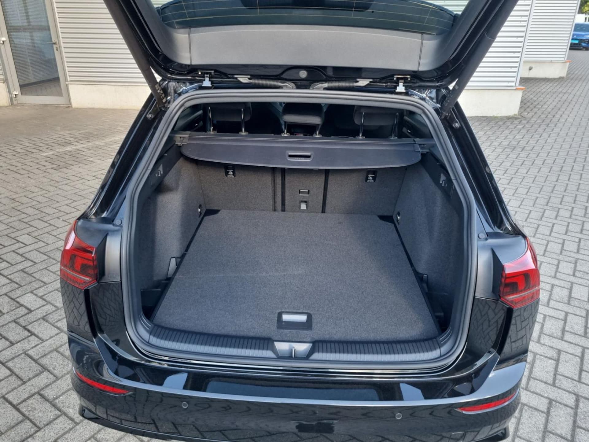 Volkswagen Golf Variant R-Line
