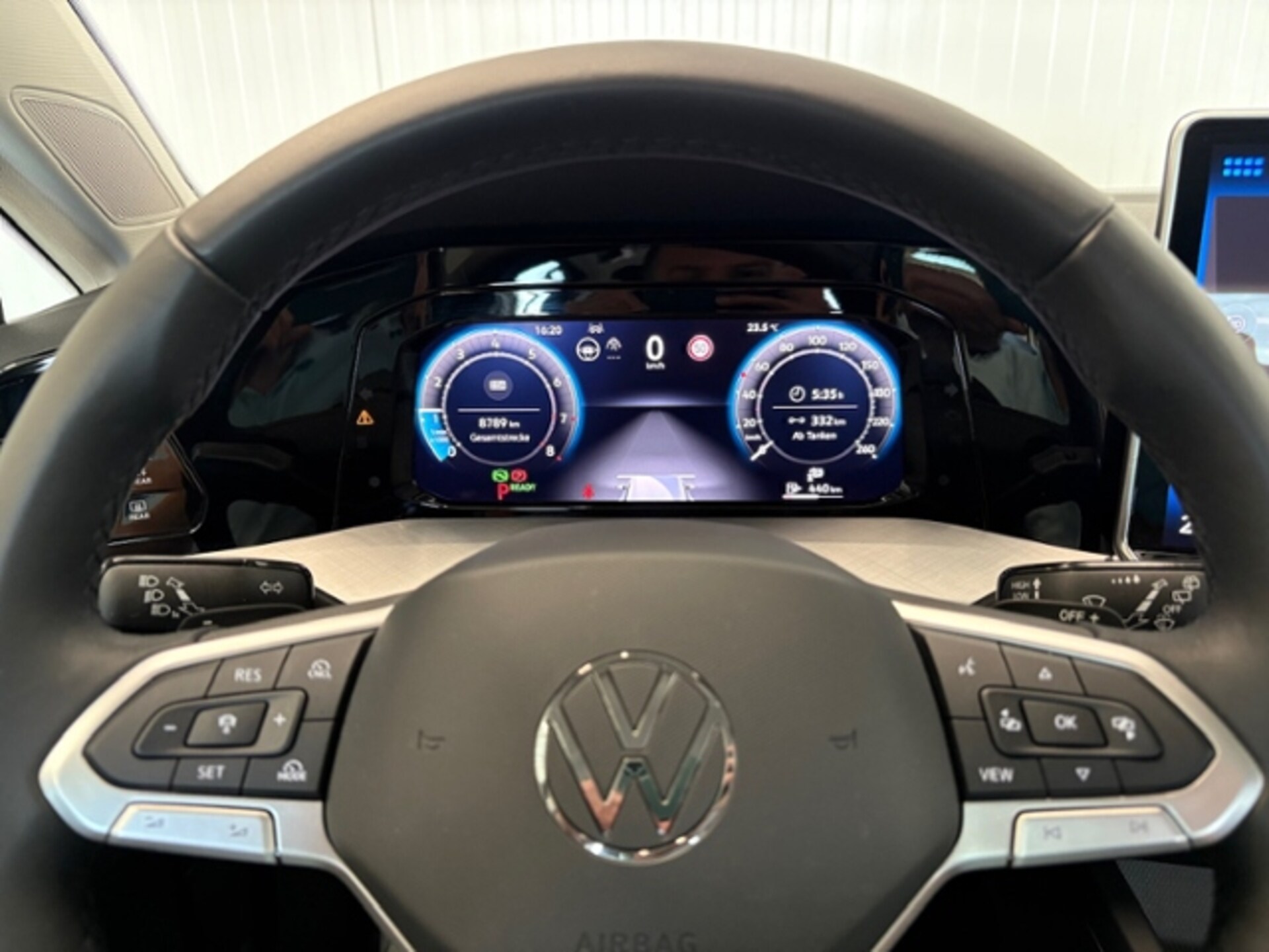Volkswagen Golf Variant Life