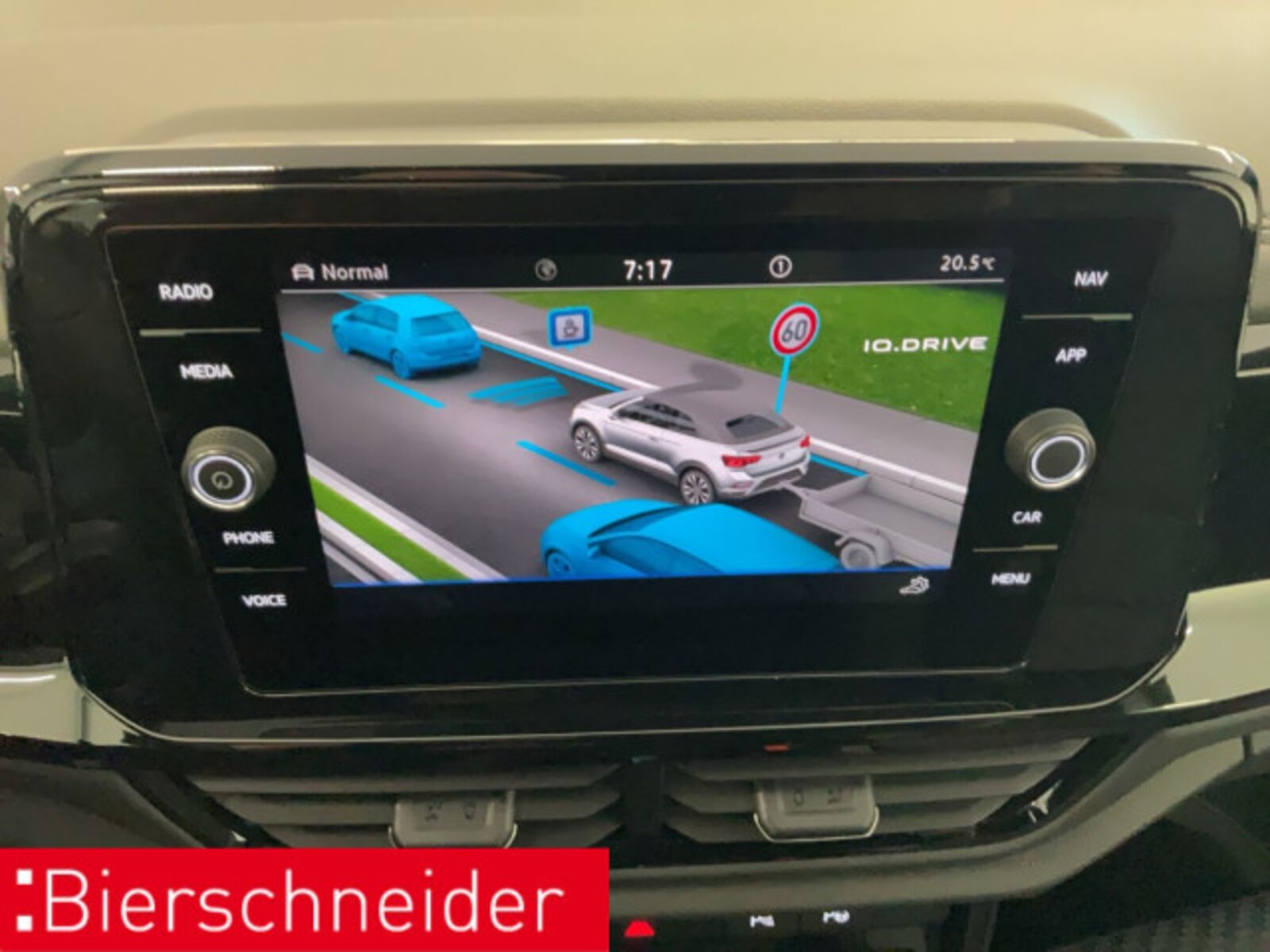 Volkswagen T-Roc Cabriolet – Bild 23