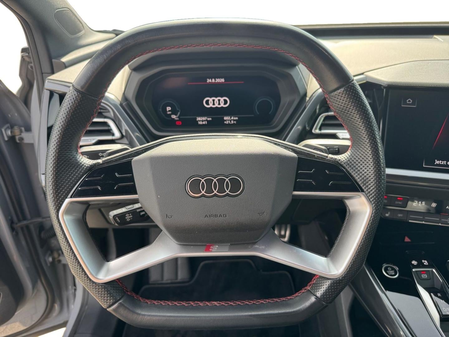Bild über Audi Q4 Sportback e-tron 50 e-tron quattro - für weitere Informationen kontaktieren Sie den Audi Partner