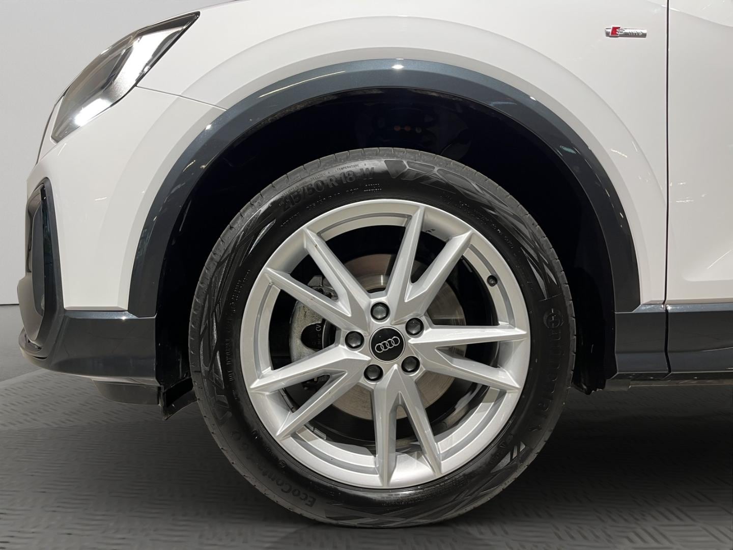 Bild über Audi Q2 S line 35 TDI quattro S tronic - für weitere Informationen kontaktieren Sie den Audi Partner