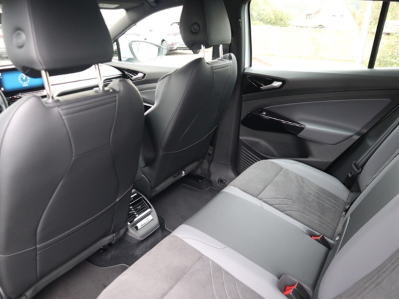 Volkswagen ID.4 – Bild 10