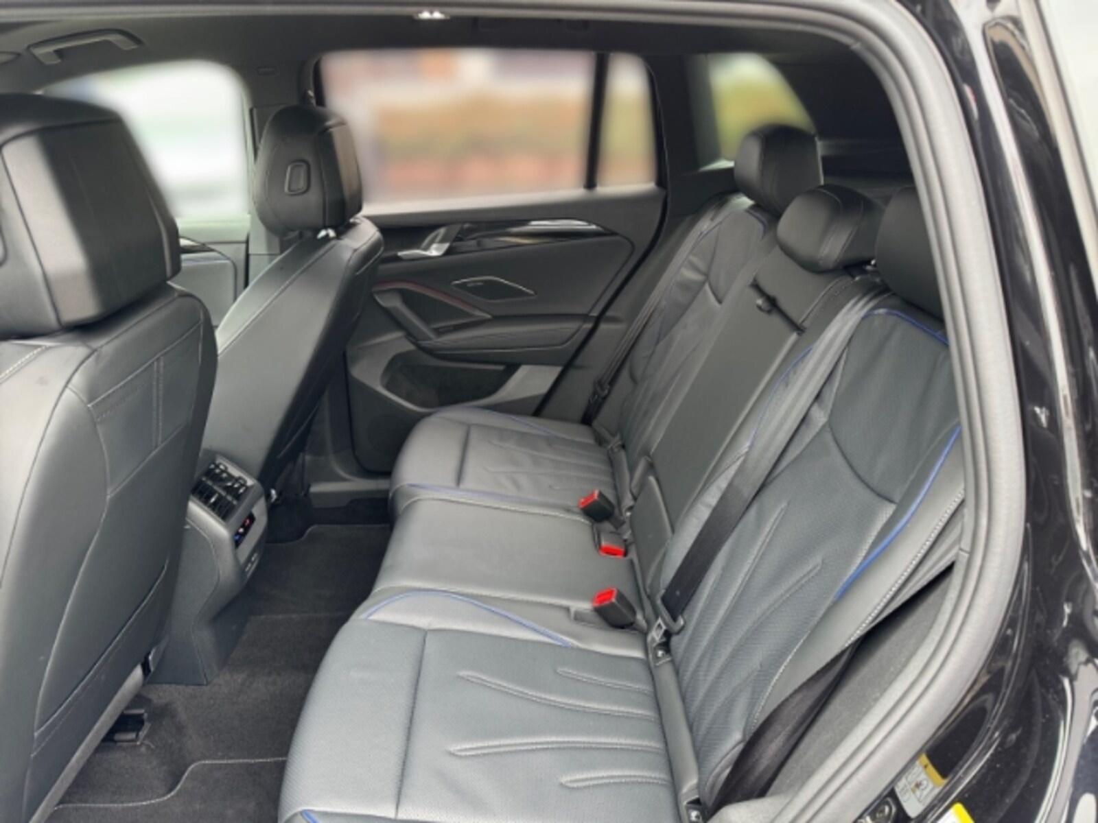 Volkswagen Tiguan – Bild 11