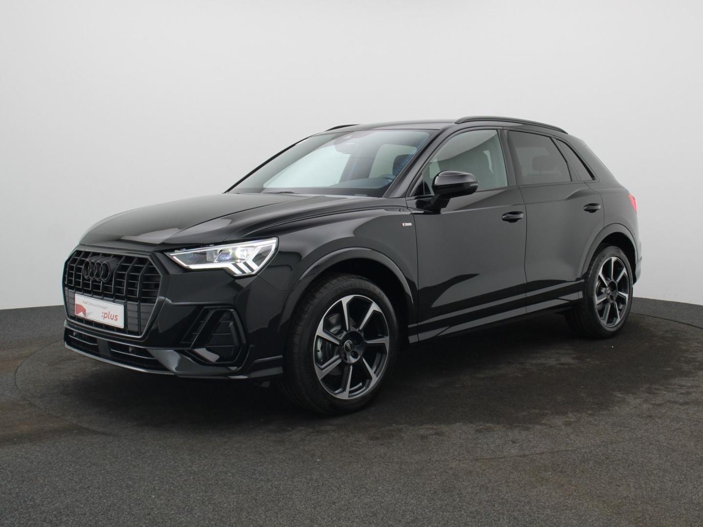 Bild über Audi Q3 S line 35 TFSI S tronic - für weitere Informationen kontaktieren Sie den Audi Partner