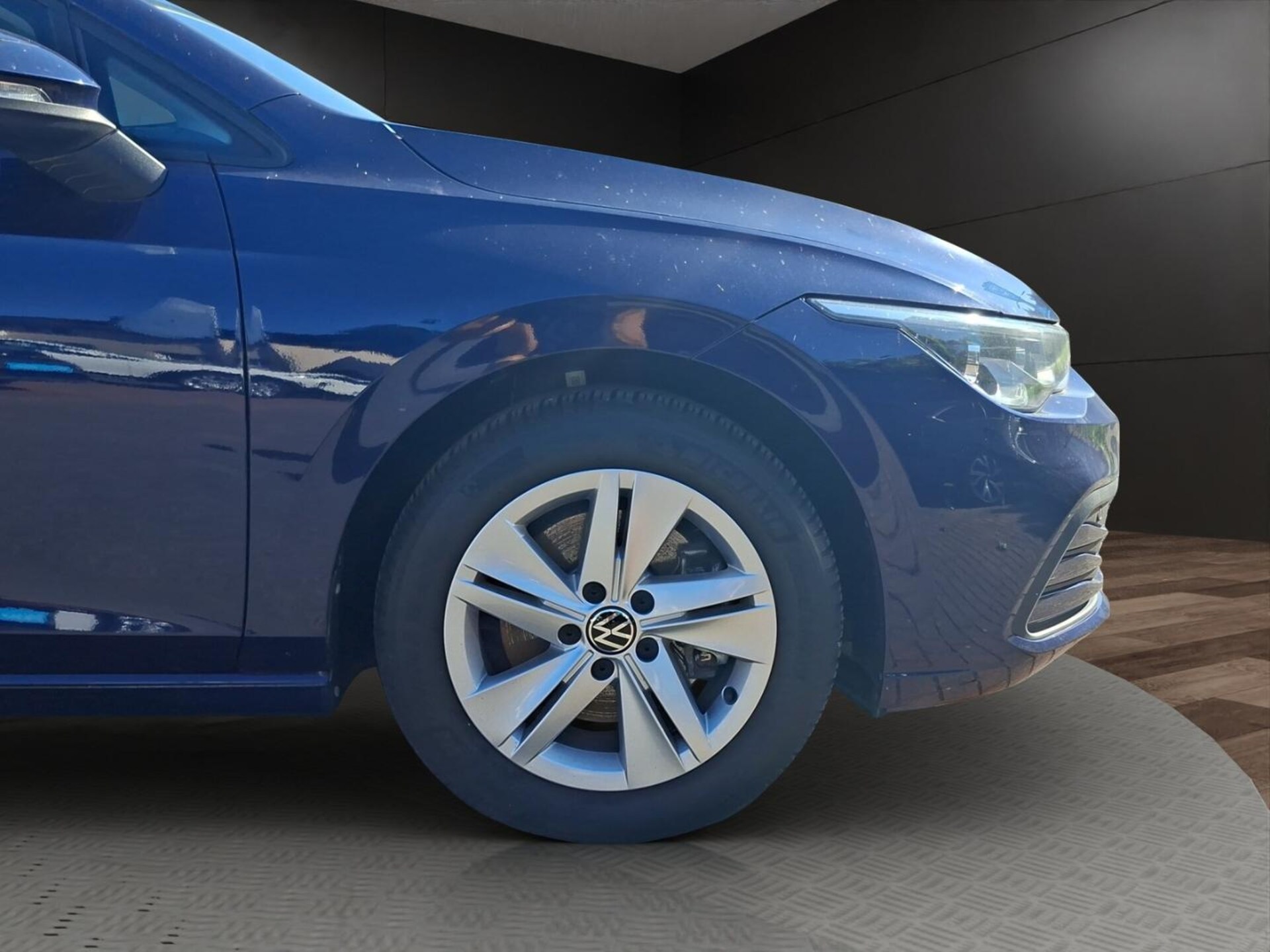 Volkswagen Golf Life