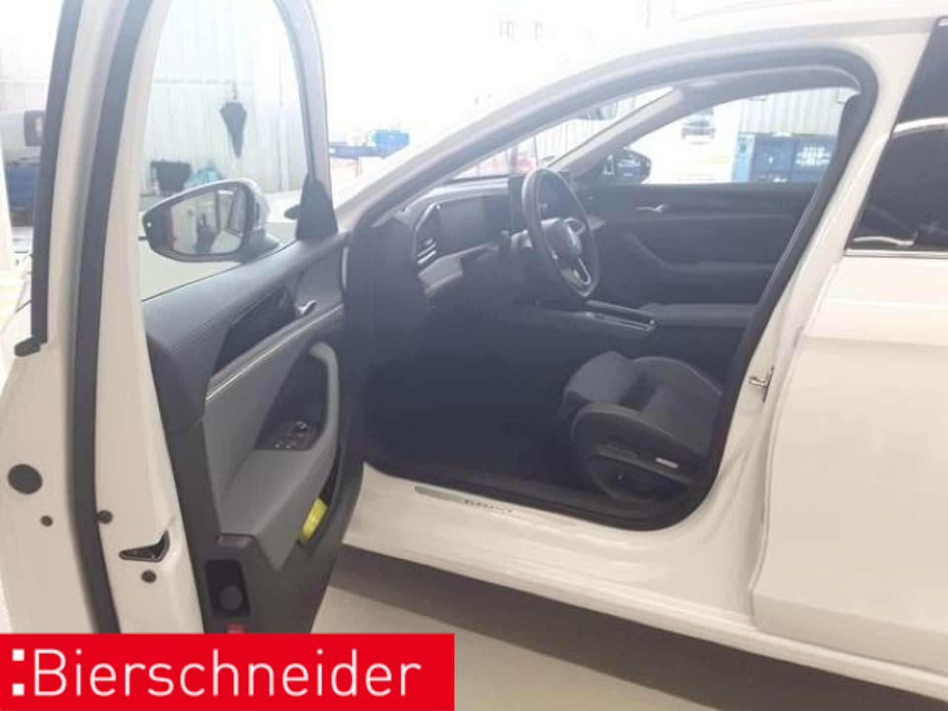 Volkswagen Passat Elegance