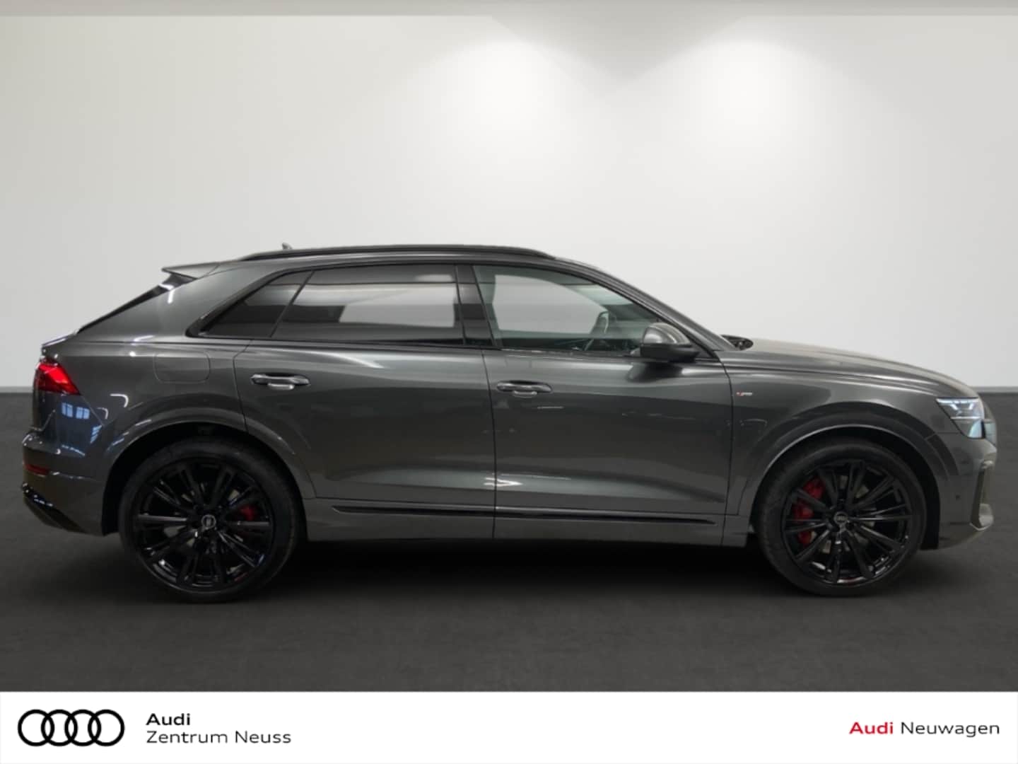 Bild über Audi Q8 SUV TFSI e S line business TFSI e quattro 290 kW tiptronic - für weitere Informationen kontaktieren Sie den Audi Partner