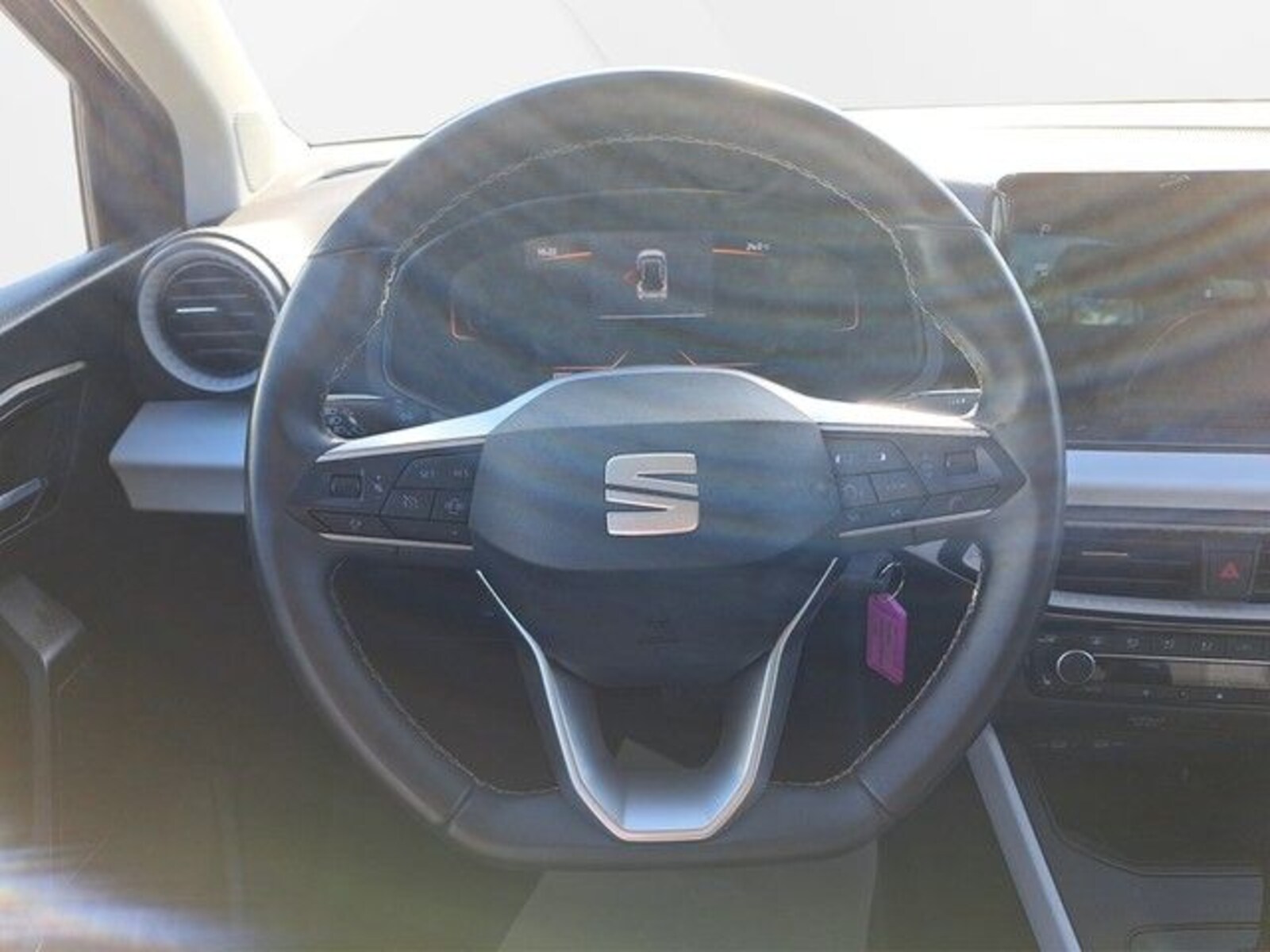 SEAT Arona – Bild 13
