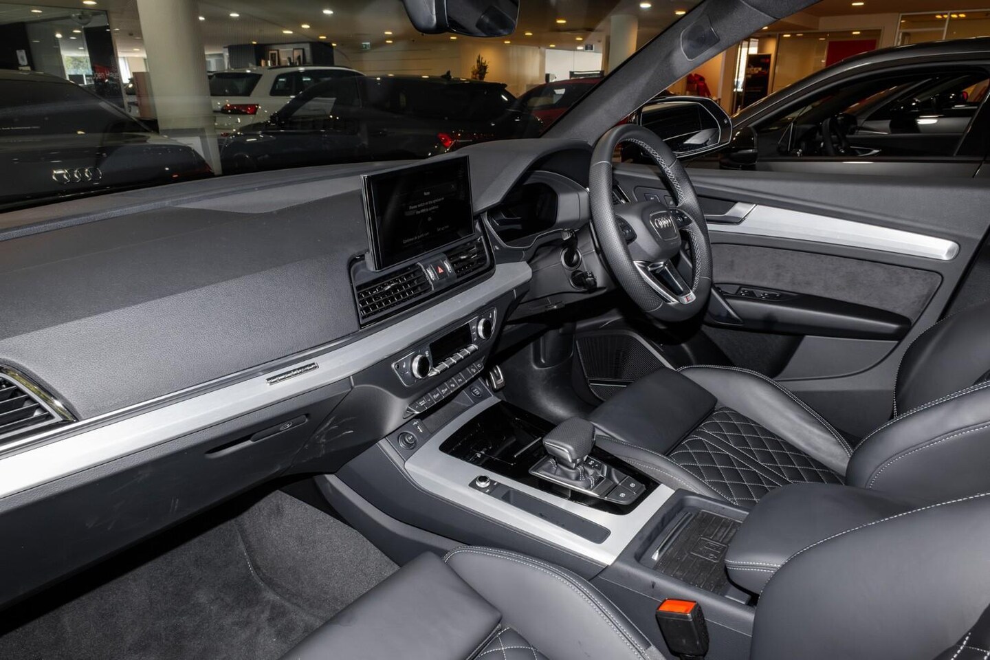 Image about Audi Q5 Sportback 45 TFSI quattro S tronic