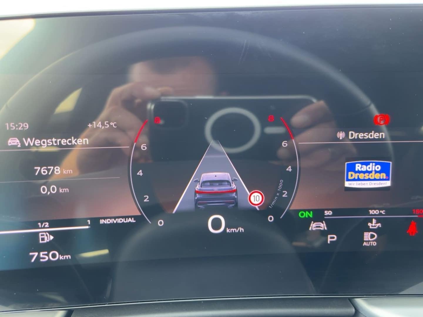 Bild über Audi Q5 Sportback TFSI 150 kW S tronic - für weitere Informationen kontaktieren Sie den Audi Partner