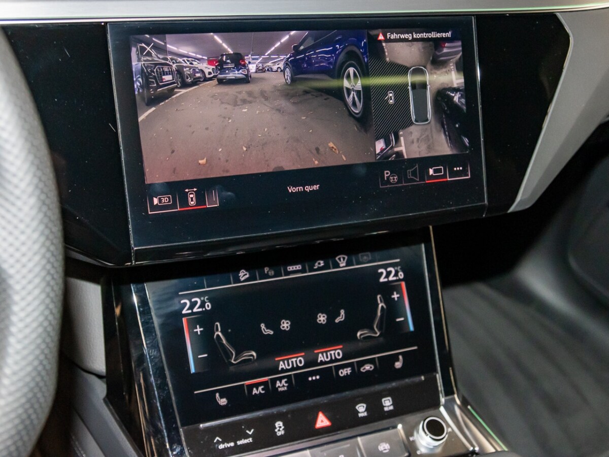 Image about Audi Q8 e-tron advanced 55 e-tron quattro