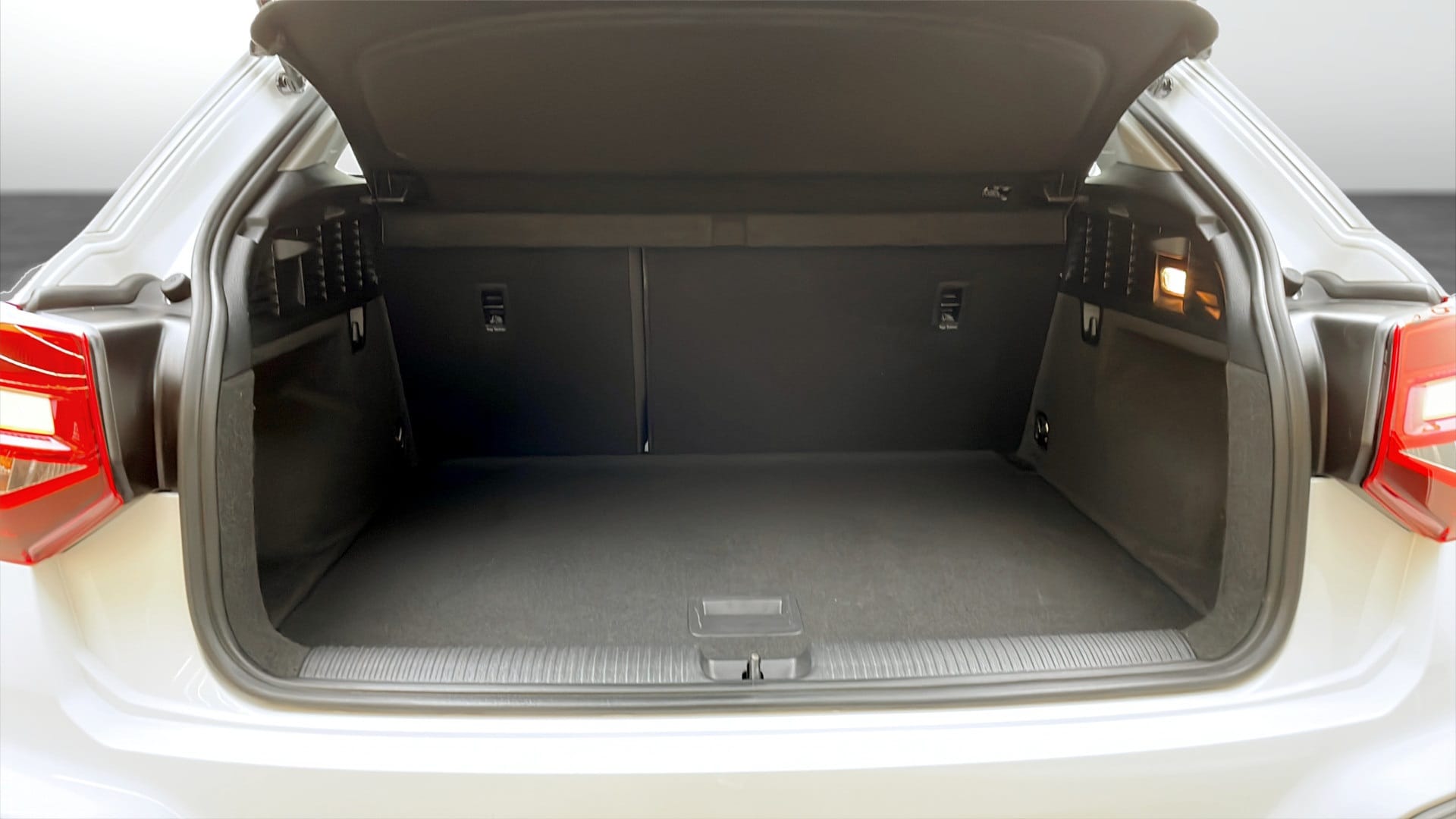 Image about Audi Q2 Q2 30 TFSI Proline 110 hk 6-växlad
