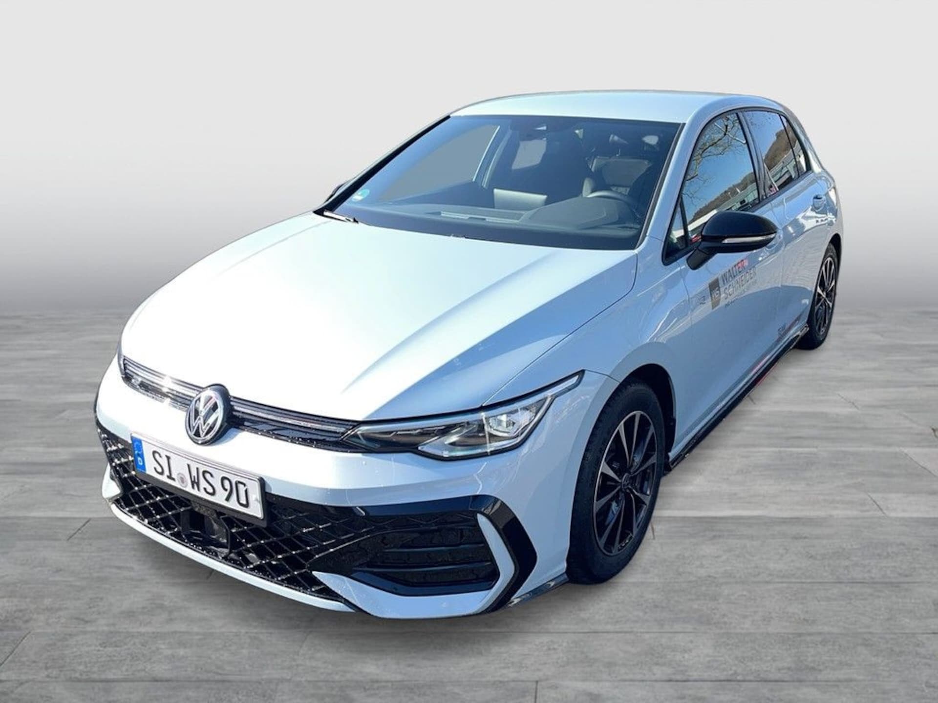 Volkswagen Golf R-Line
