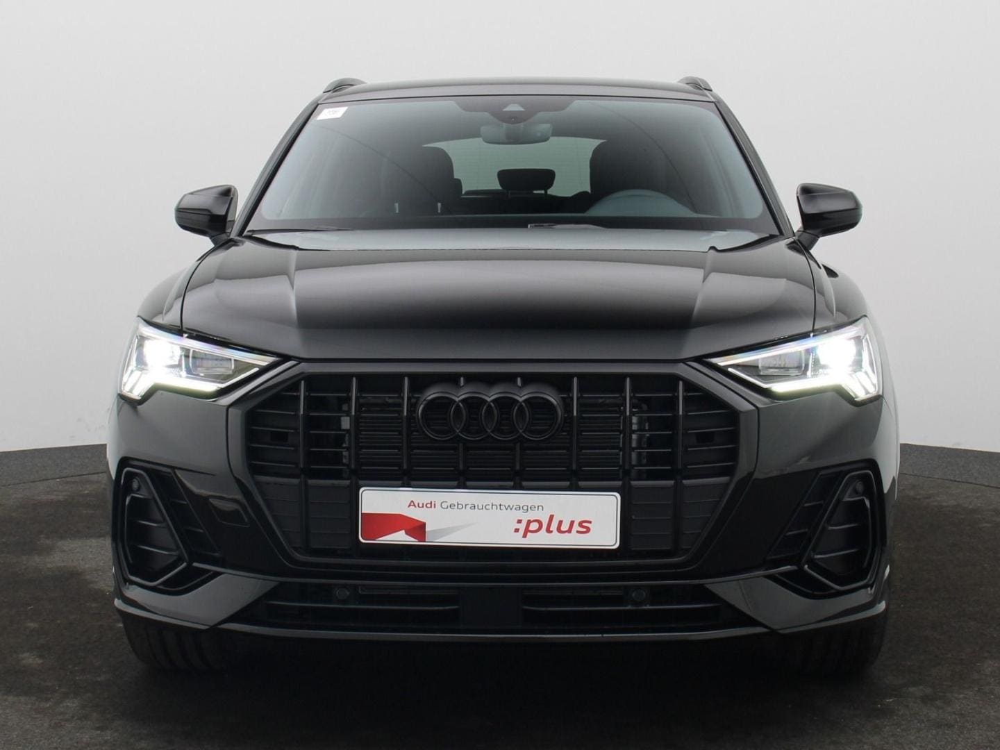 Bild über Audi Q3 S line 35 TFSI S tronic - für weitere Informationen kontaktieren Sie den Audi Partner