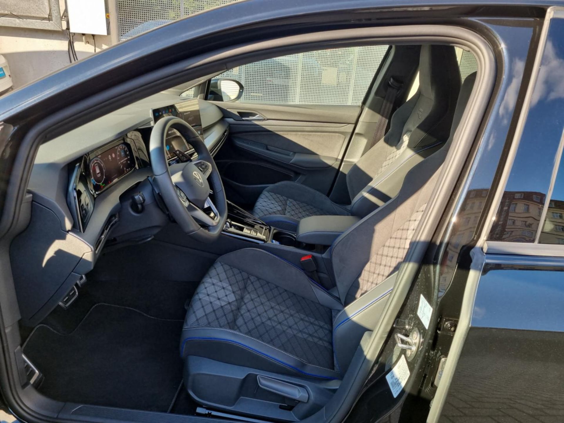 Volkswagen Golf Variant R-Line