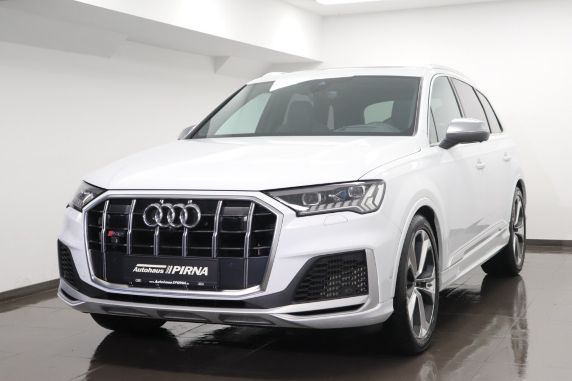 Audi SQ7 SUV