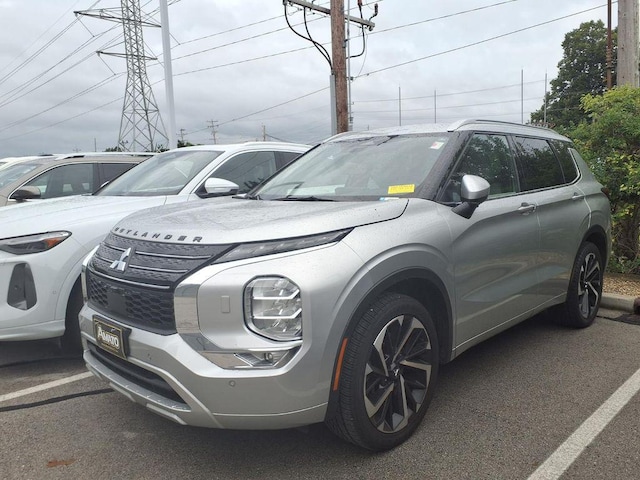 2022 Mitsubishi Outlander