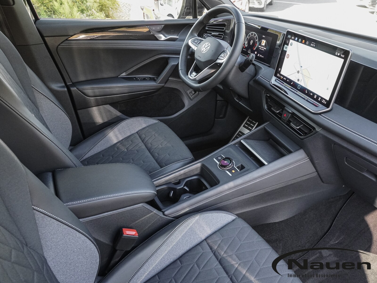 Volkswagen Tiguan – Bild 8