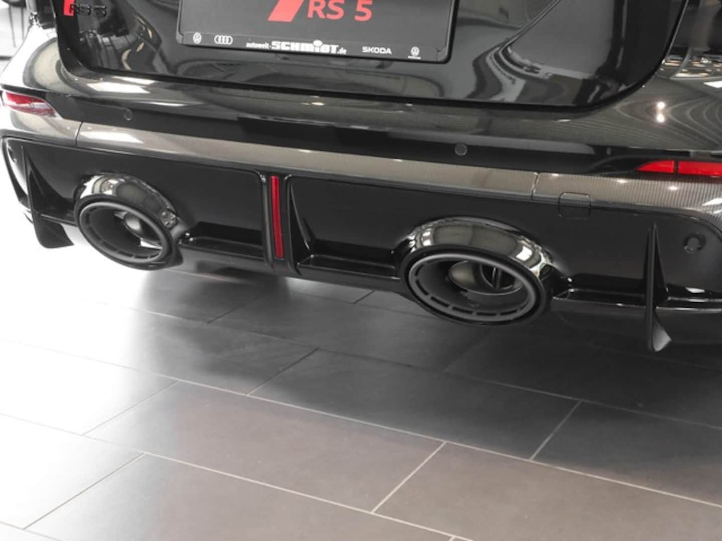 Bild über Audi RS 5 Avant TFSI quattro 470 kW tiptronic - für weitere Informationen kontaktieren Sie den Audi Partner