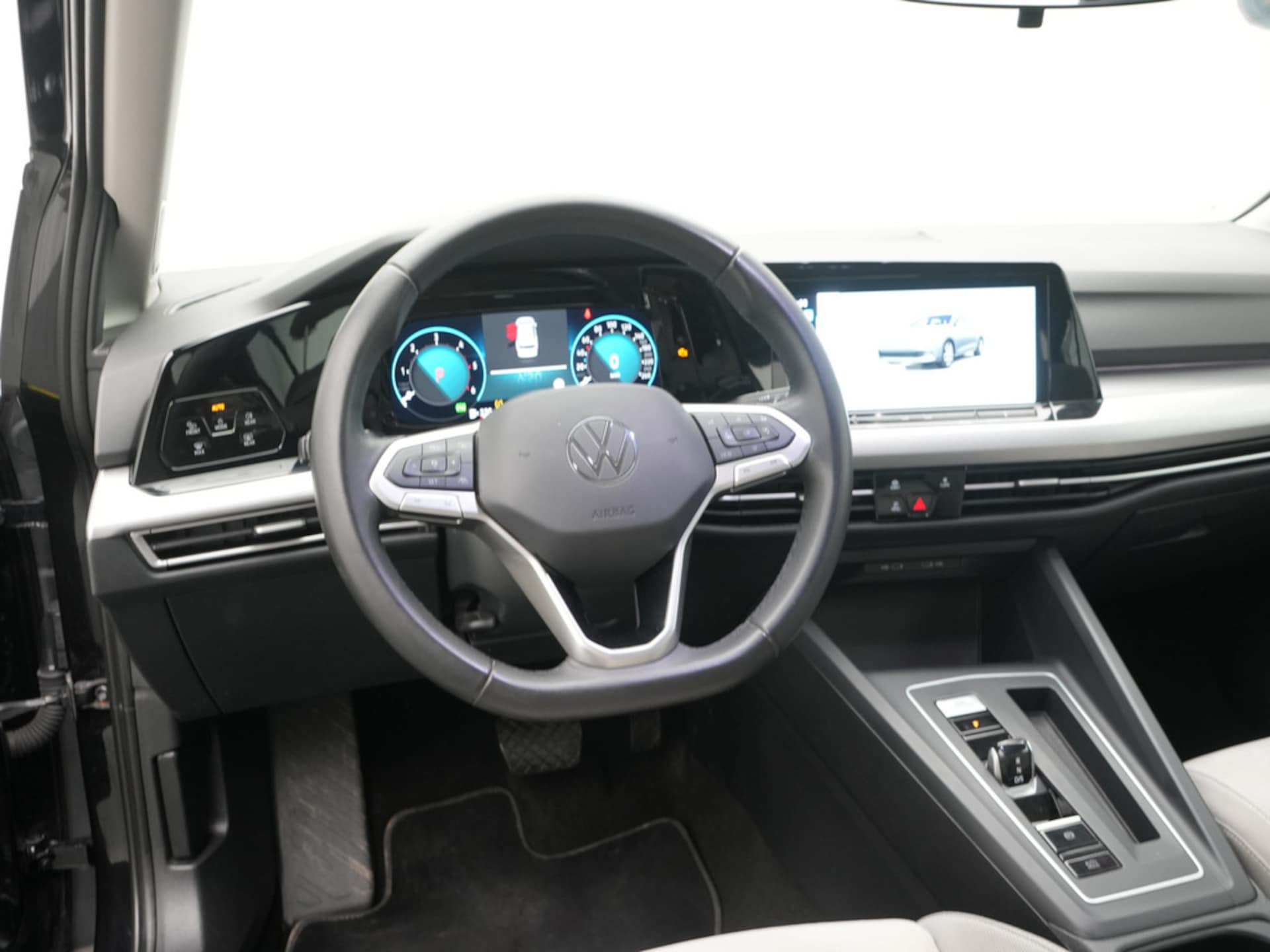 Volkswagen Golf Variant Life