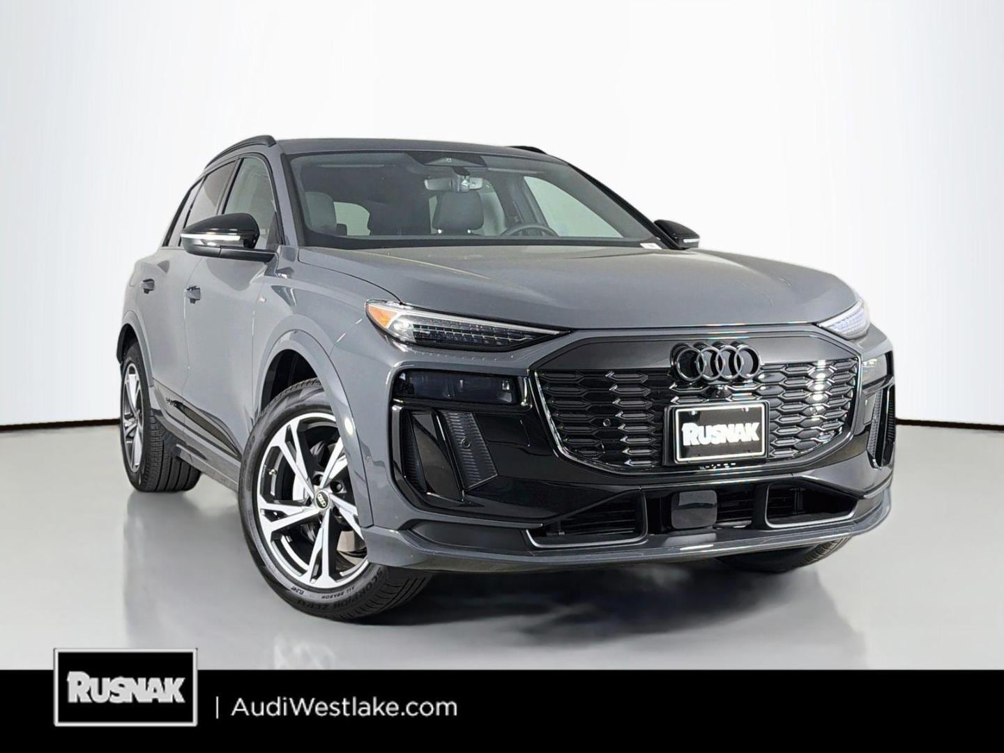 2027 Audi Q6 e-tron Premium Plus quattro's photo