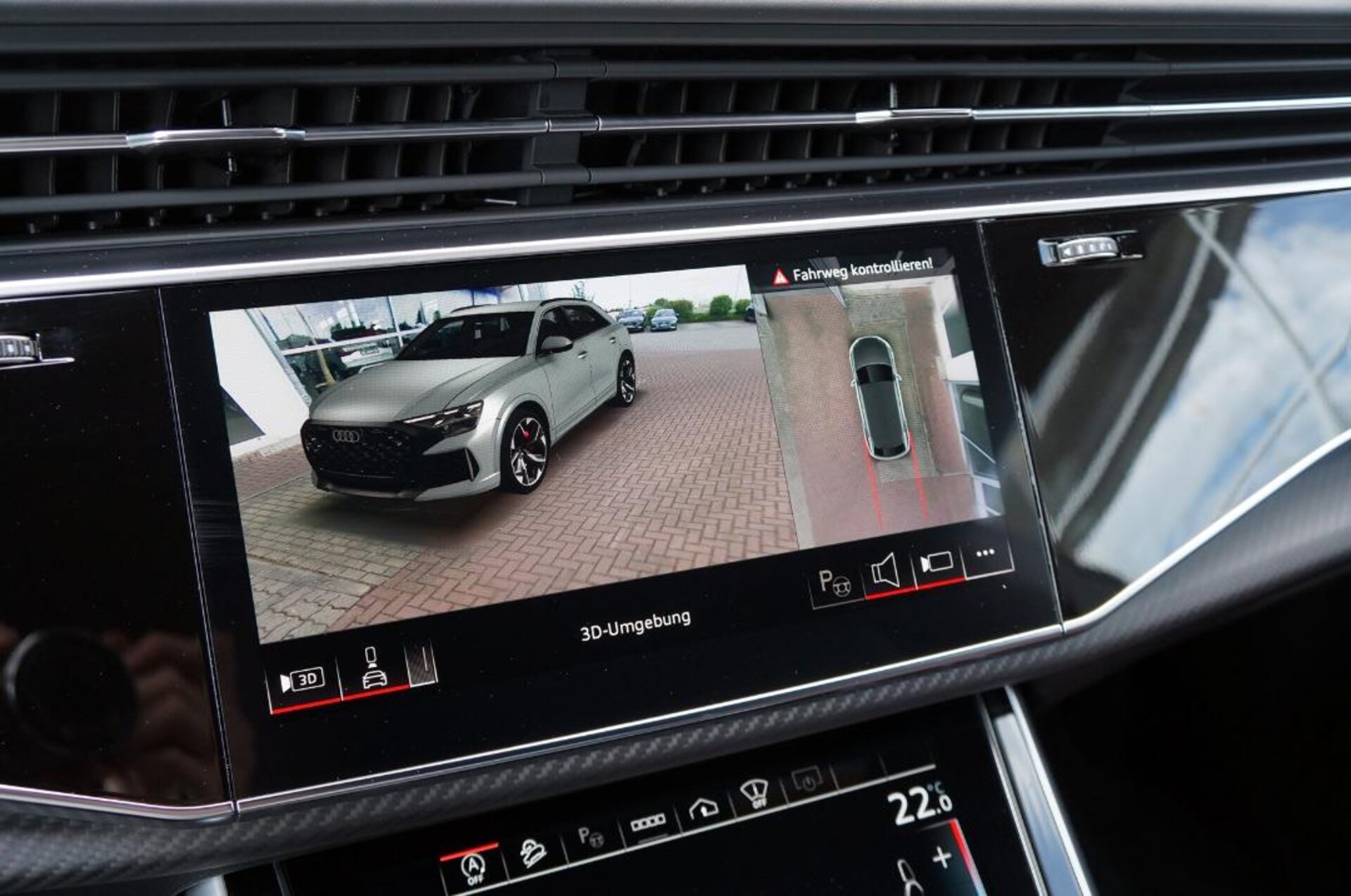 Audi RS Q8 SUV performance