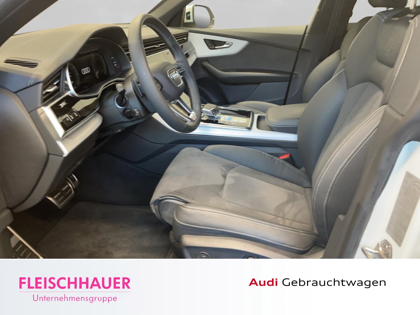 Bild über Audi Q8 SUV TFSI e 55 TFSI e quattro tiptronic - für weitere Informationen kontaktieren Sie den Audi Partner