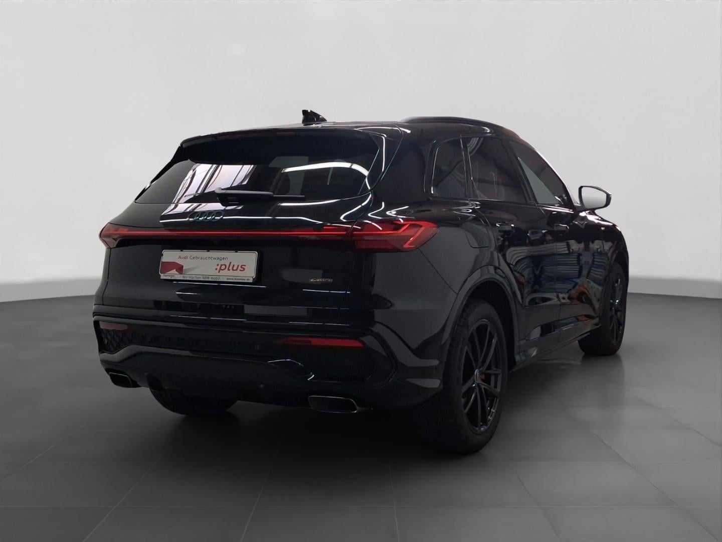 Bild über Audi Q5 SUV TFSI quattro 150 kW S tronic - für weitere Informationen kontaktieren Sie den Audi Partner