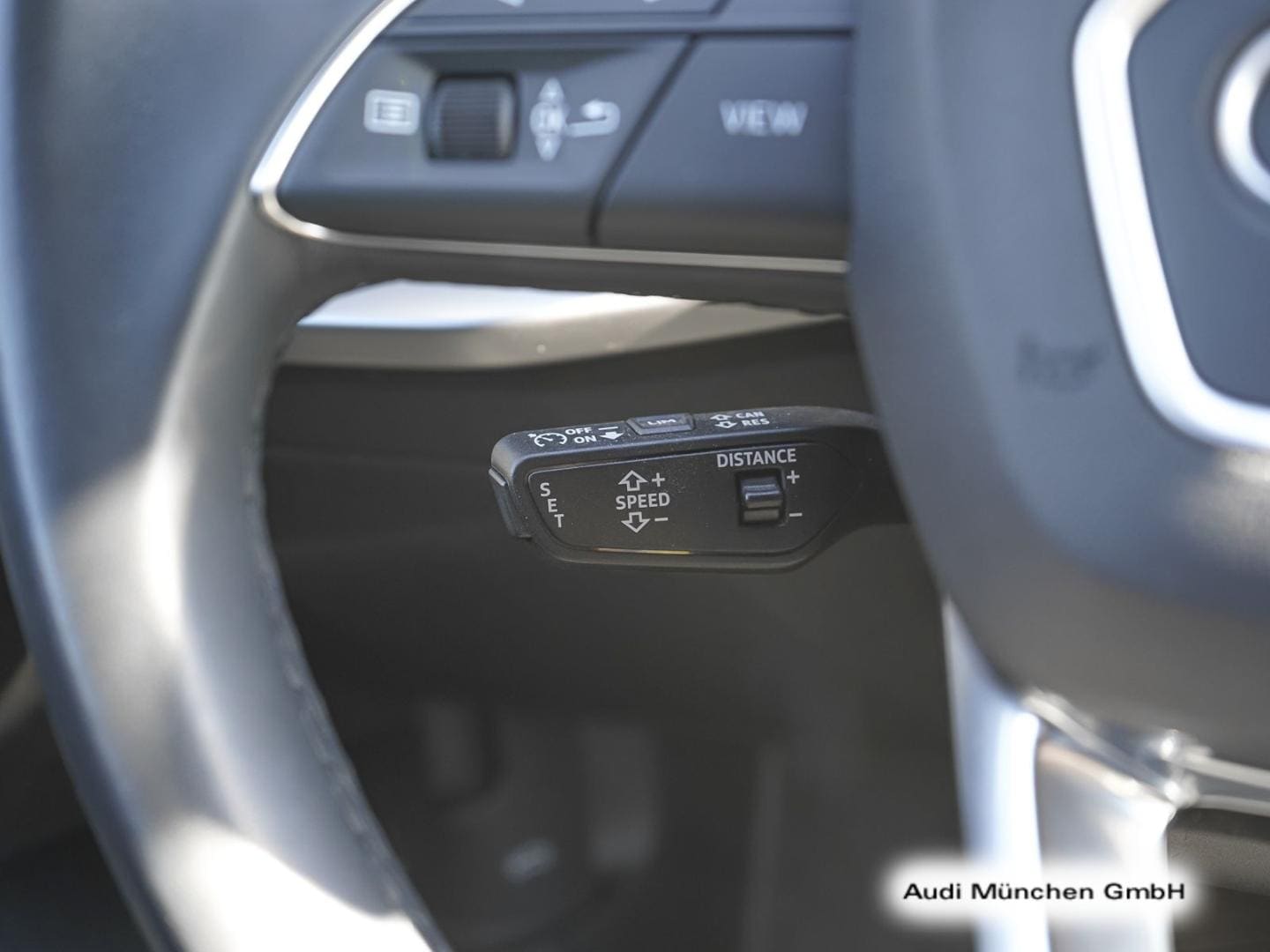 Bild über Audi A3 Sportback advanced 40 TDI quattro S tronic - für weitere Informationen kontaktieren Sie den Audi Partner