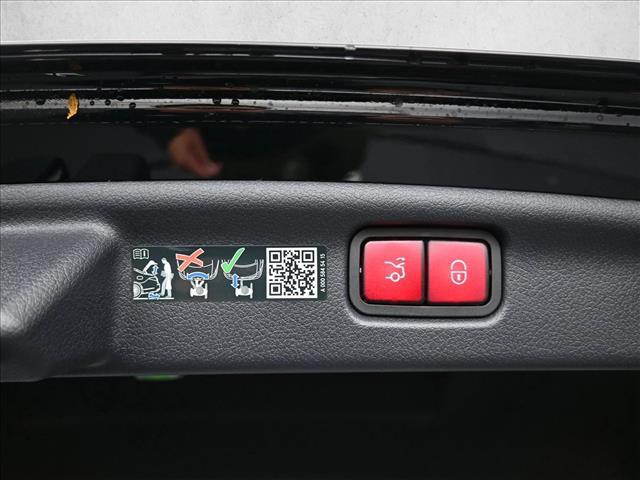 2025 MERCEDES-BENZ C-CLASS - Image 25