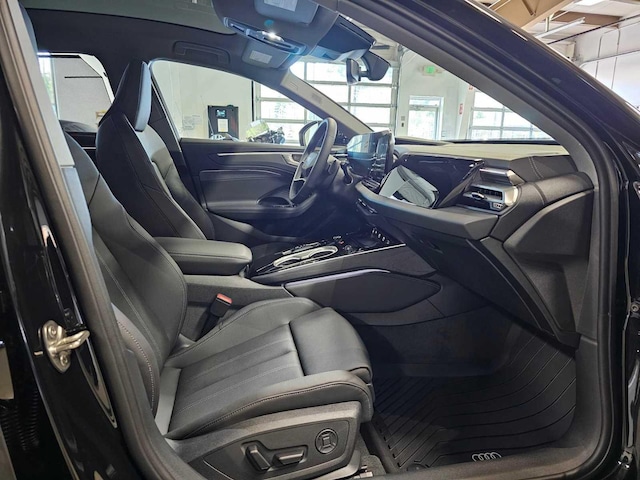 2026 Audi A6 Premium Plus - Photo 11