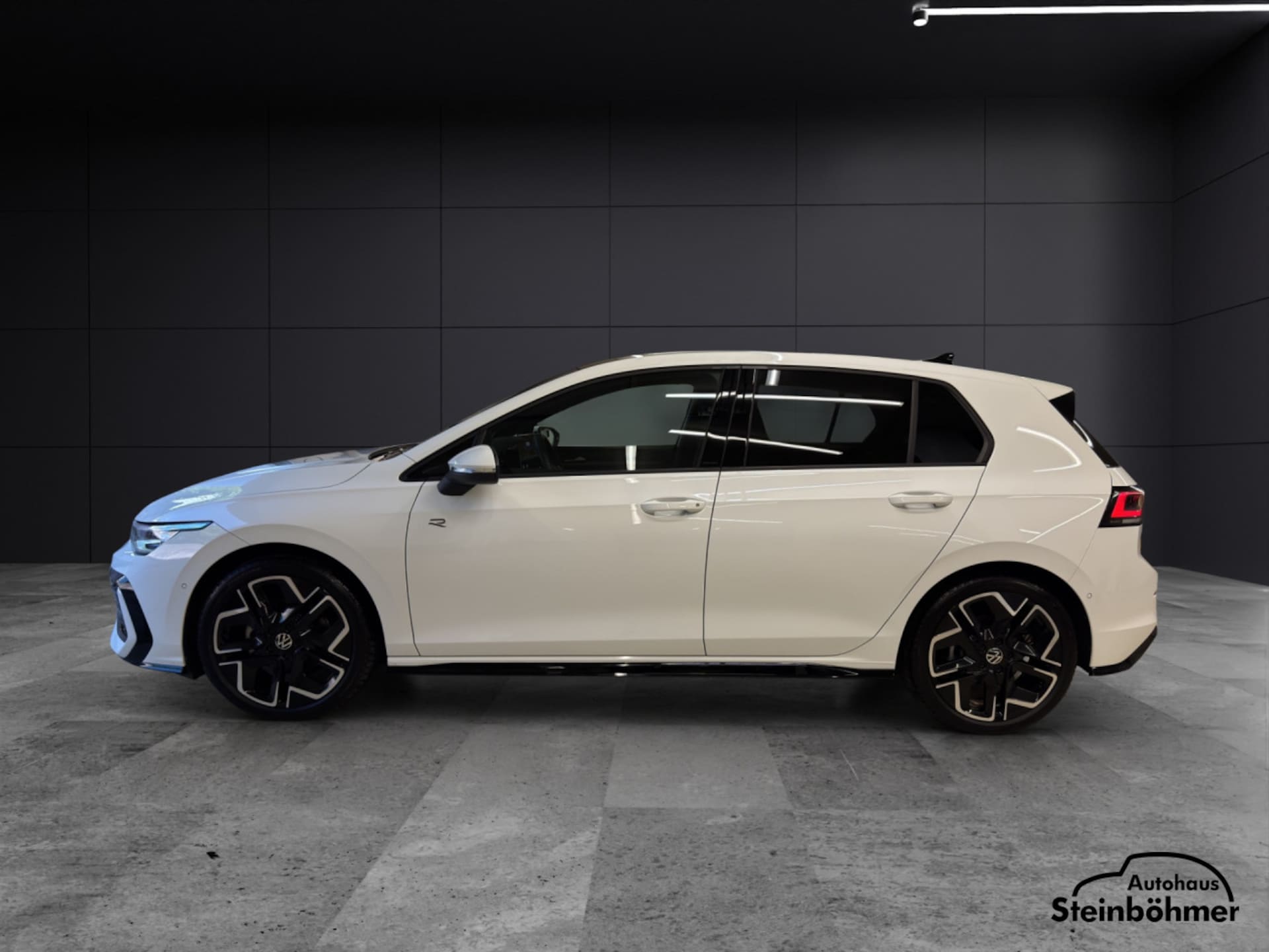 Volkswagen Golf R-Line