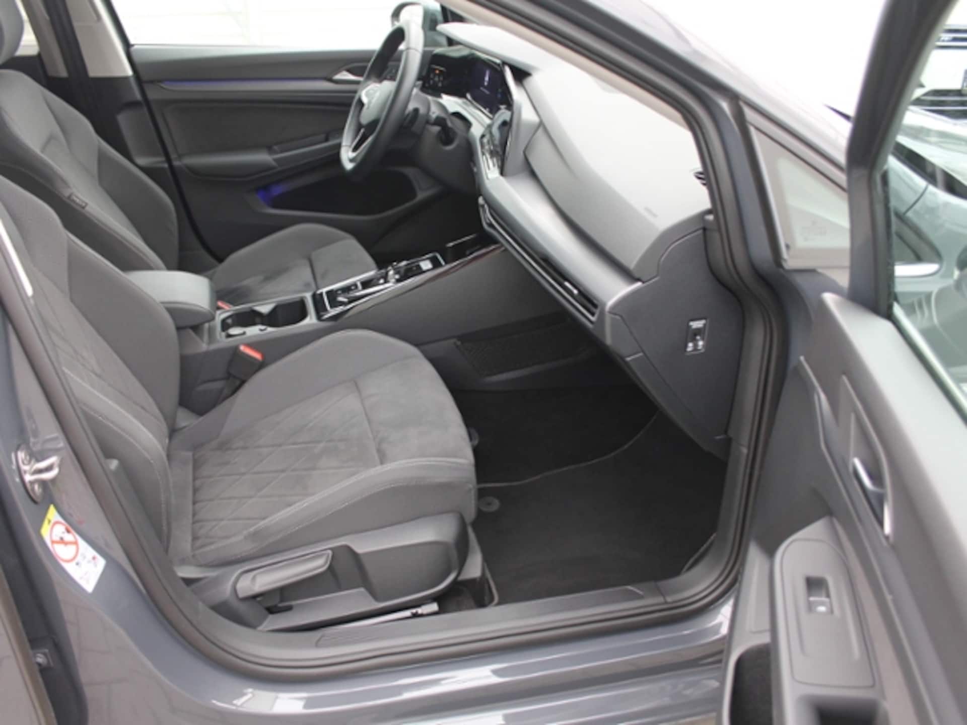 Volkswagen Golf Variant Style