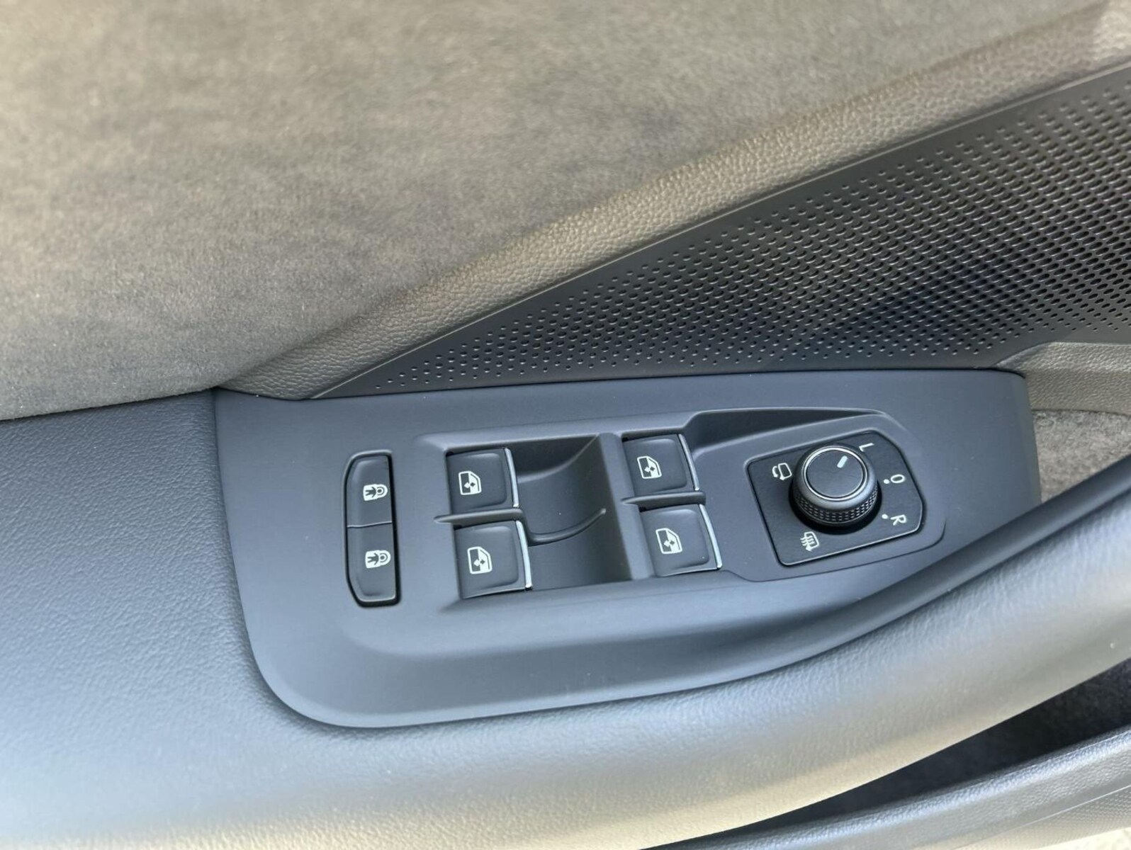 Volkswagen Passat – Bild 11