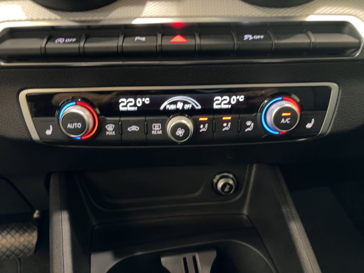 Bild über Audi Q2 advanced 35 TFSI S tronic - für weitere Informationen kontaktieren Sie den Audi Partner