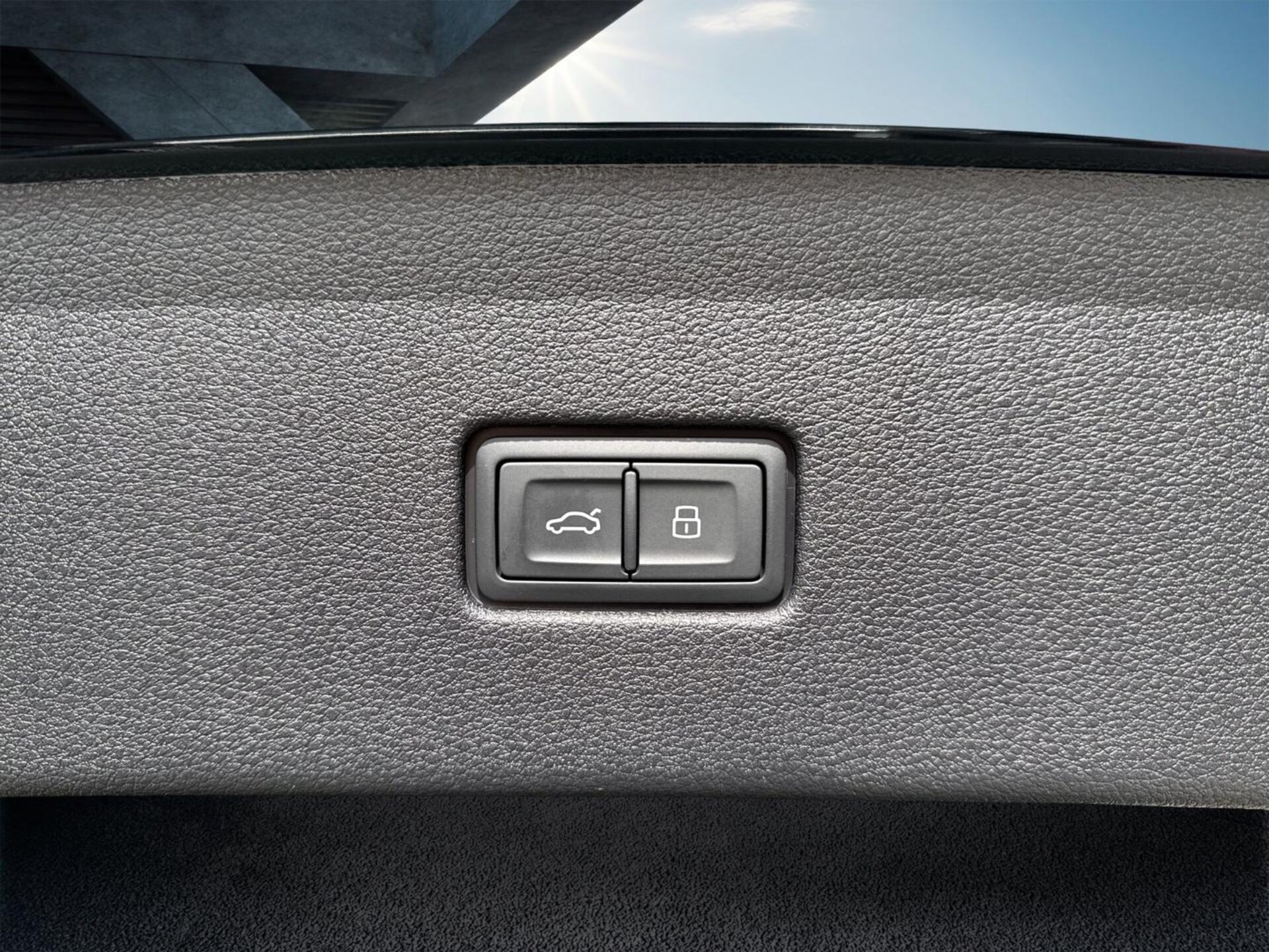 Audi SQ8 SUV