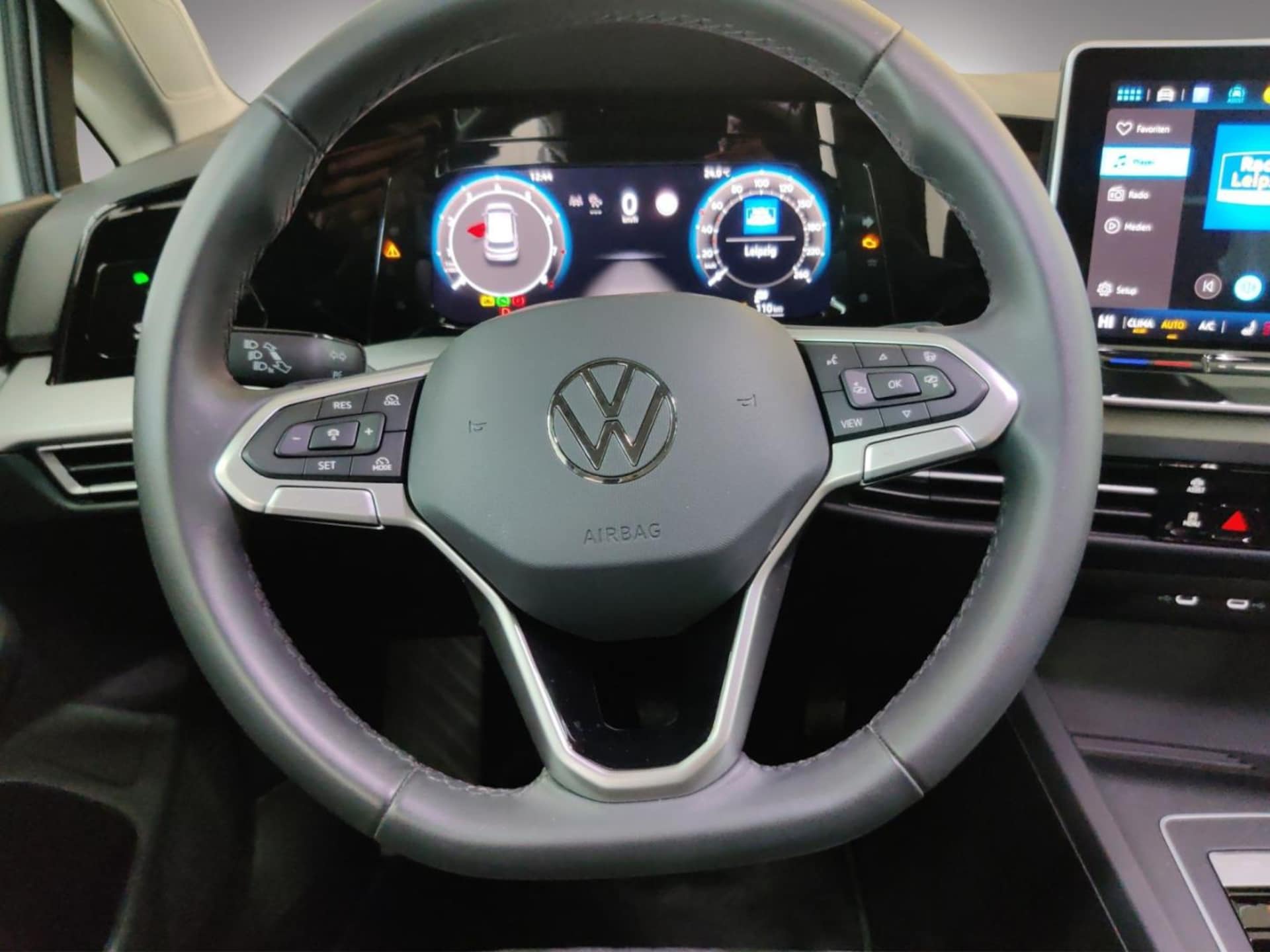Volkswagen Golf Life