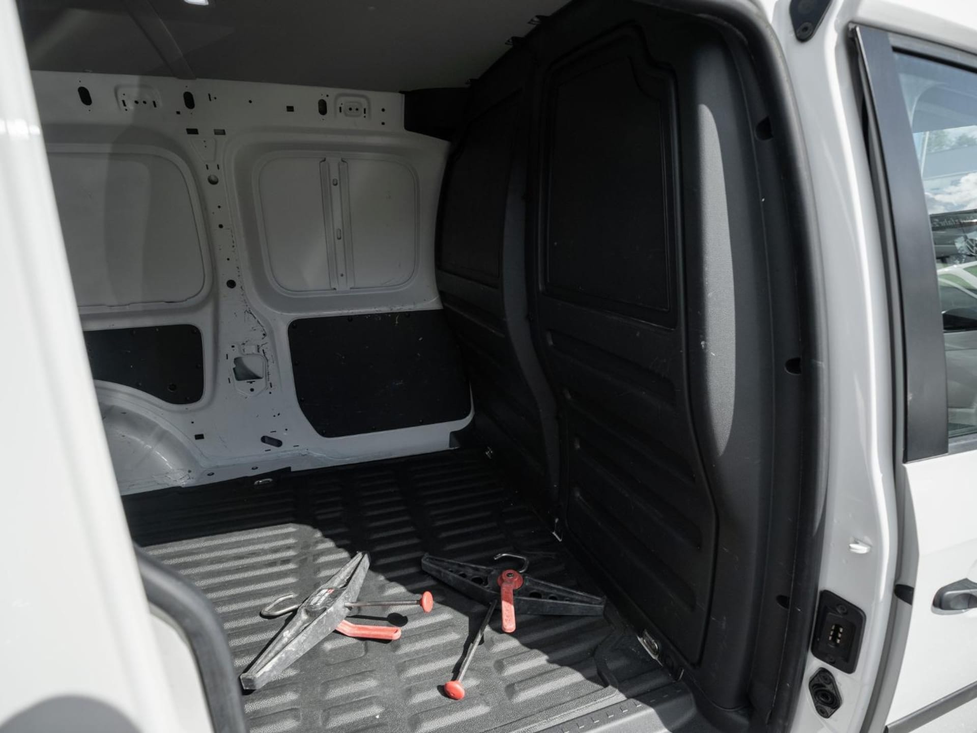 Volkswagen Caddy Maxi Kasten Basis-Modell