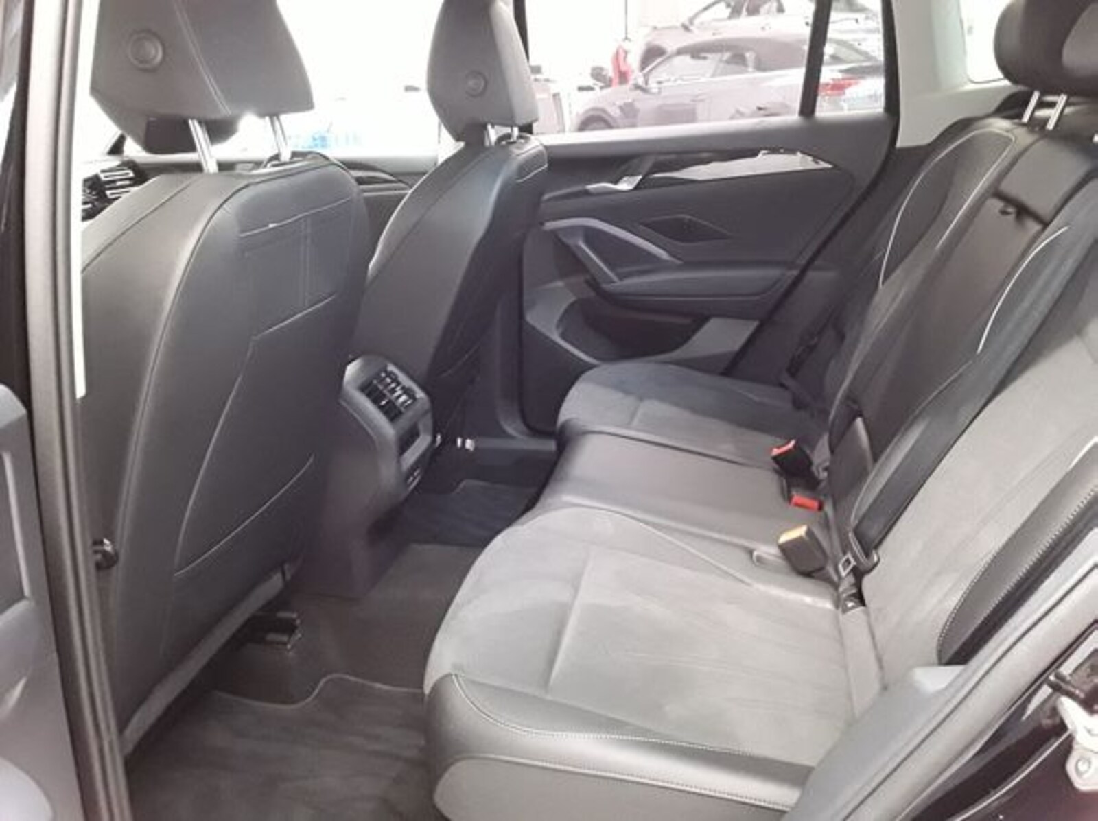Volkswagen Tiguan – Bild 7