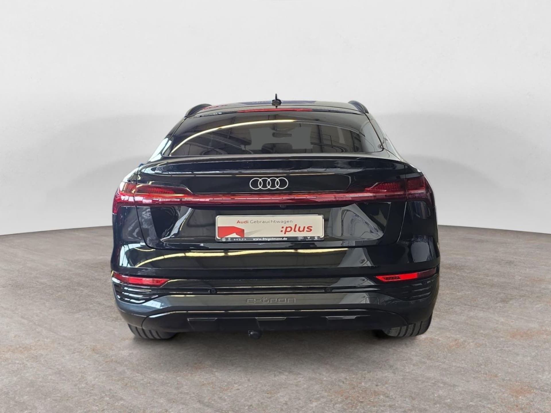 Audi Q8 Sportback e-tron Advanced
