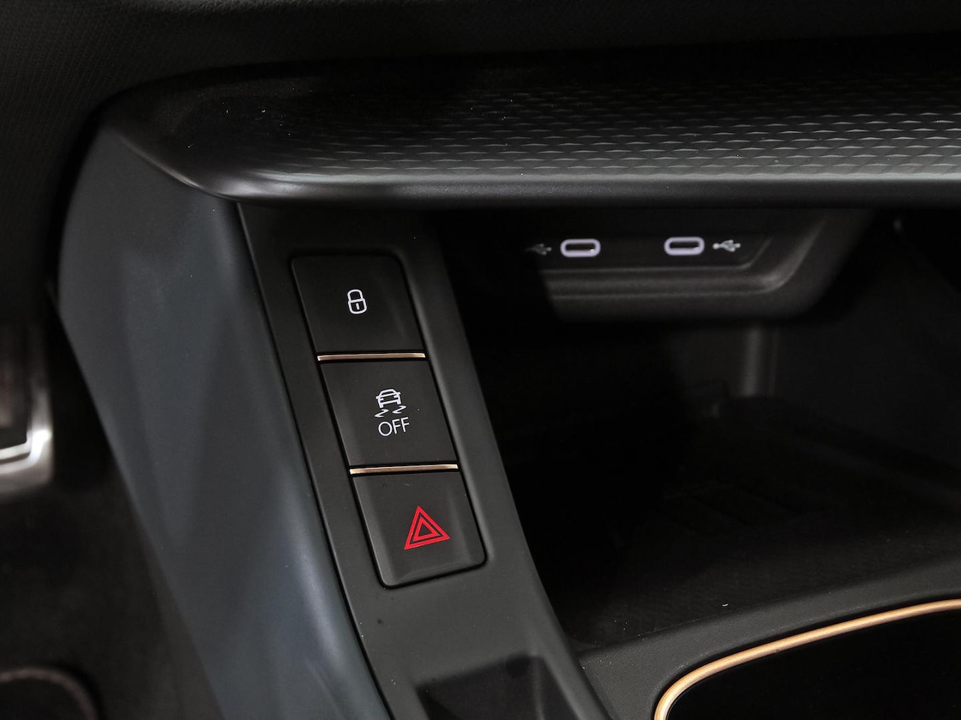 CUPRA Terramar 1.5 TSI e-Hybrid DSG 150 kW (204 CV) — photo 33