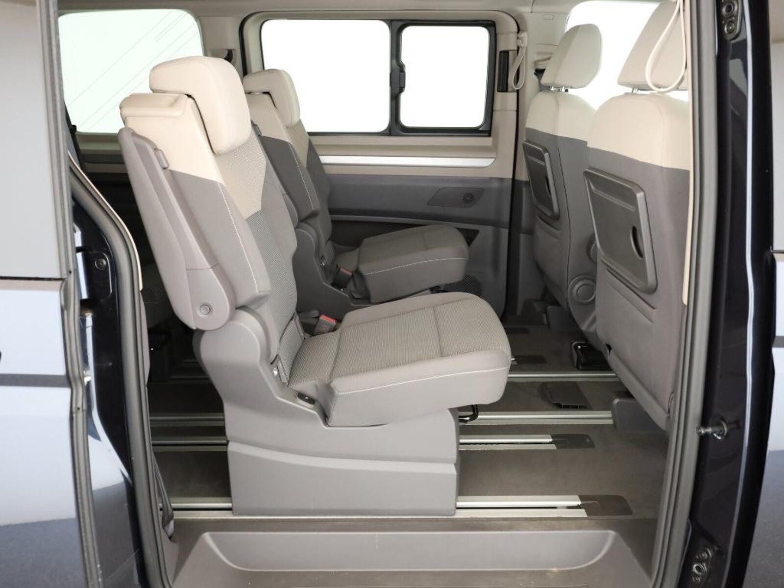 Volkswagen Multivan – Bild 8