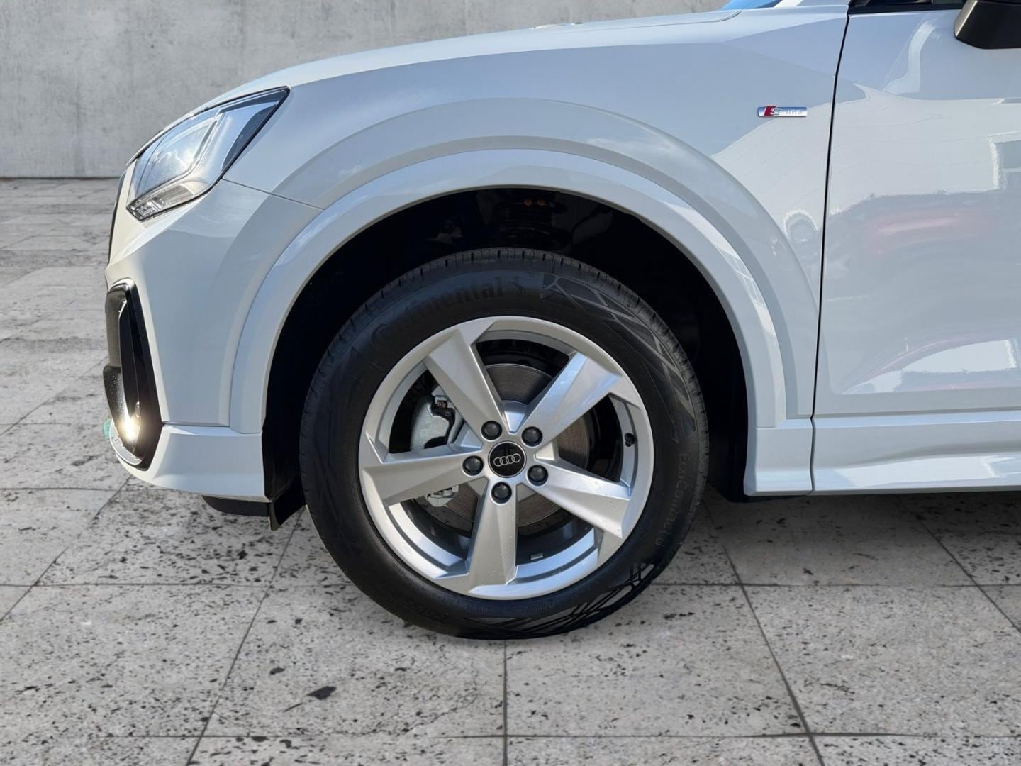 Bild über Audi Q2 S line 35 TFSI S tronic - für weitere Informationen kontaktieren Sie den Audi Partner