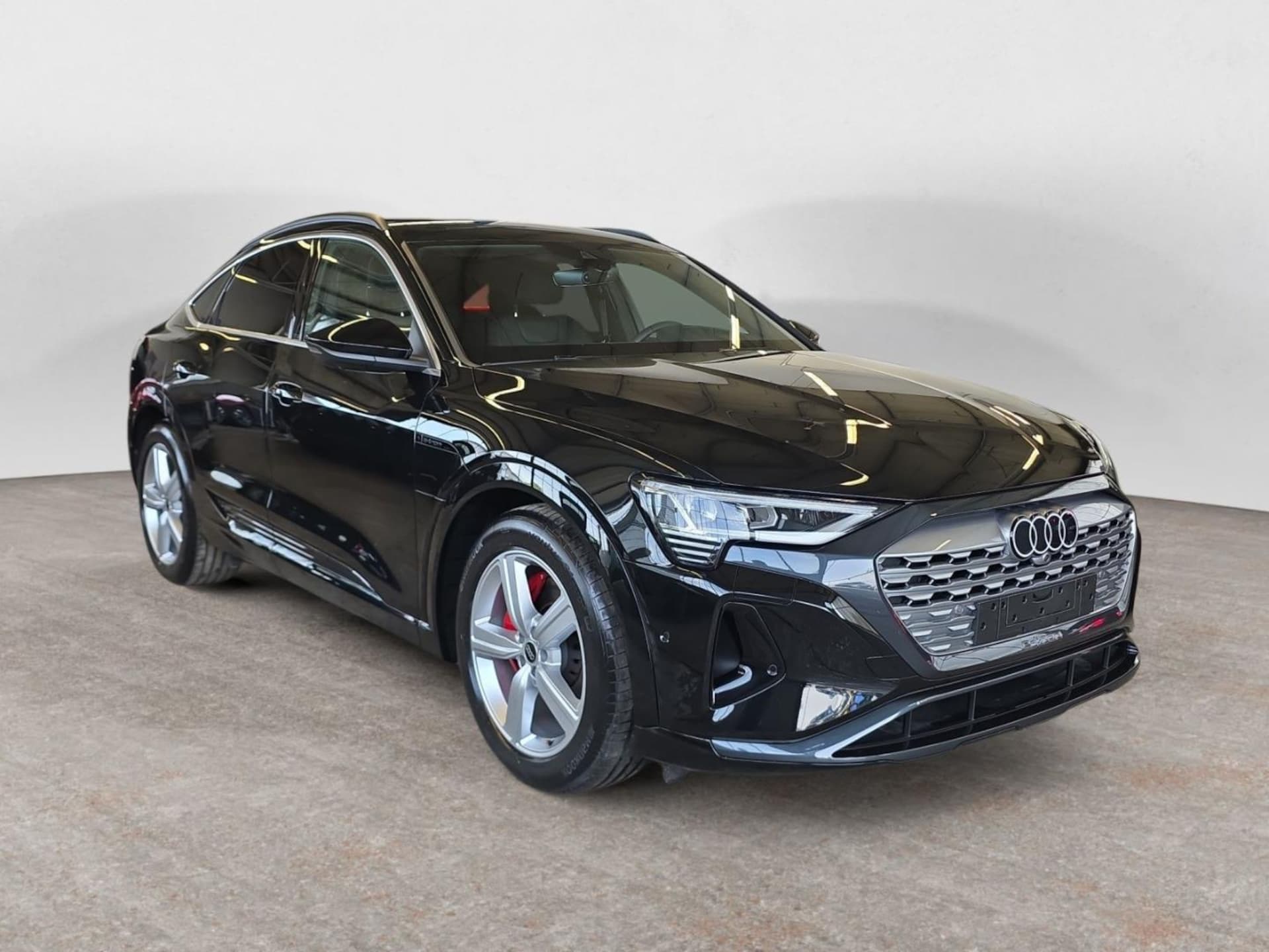 Audi Q8 Sportback e-tron Advanced