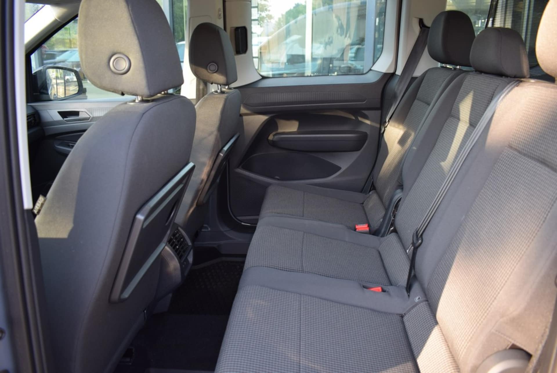 Volkswagen Caddy Basis-Modell