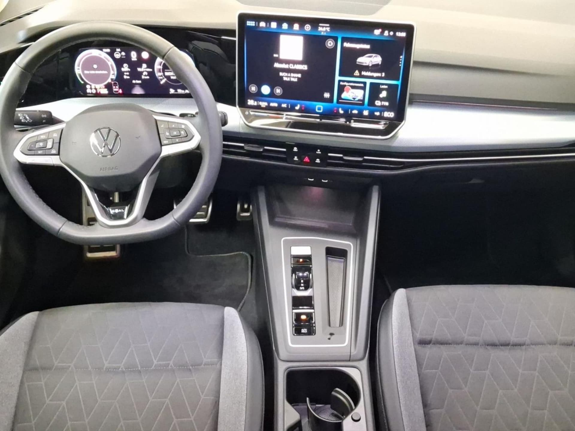 Volkswagen Golf Life