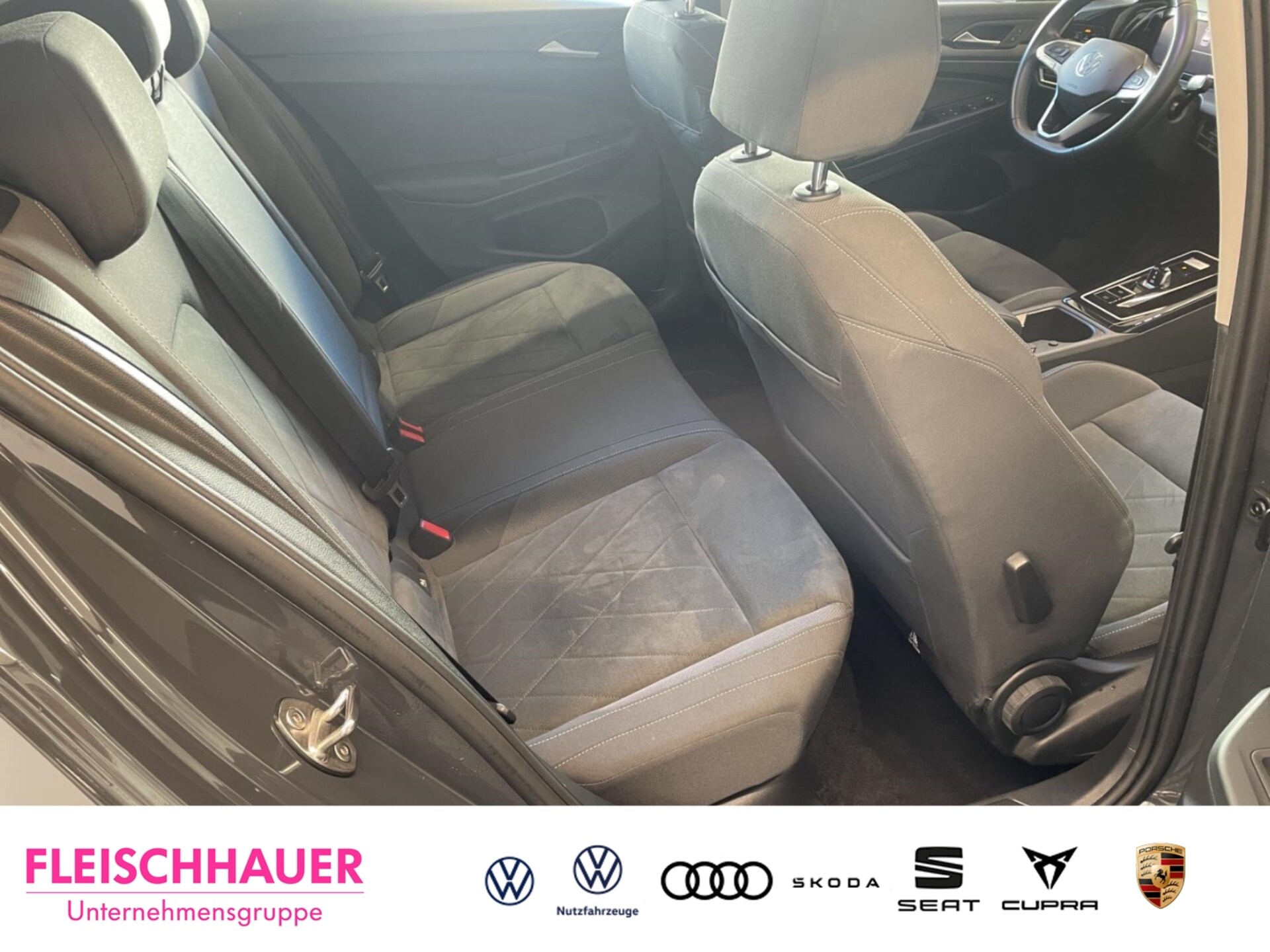 Volkswagen Golf Style