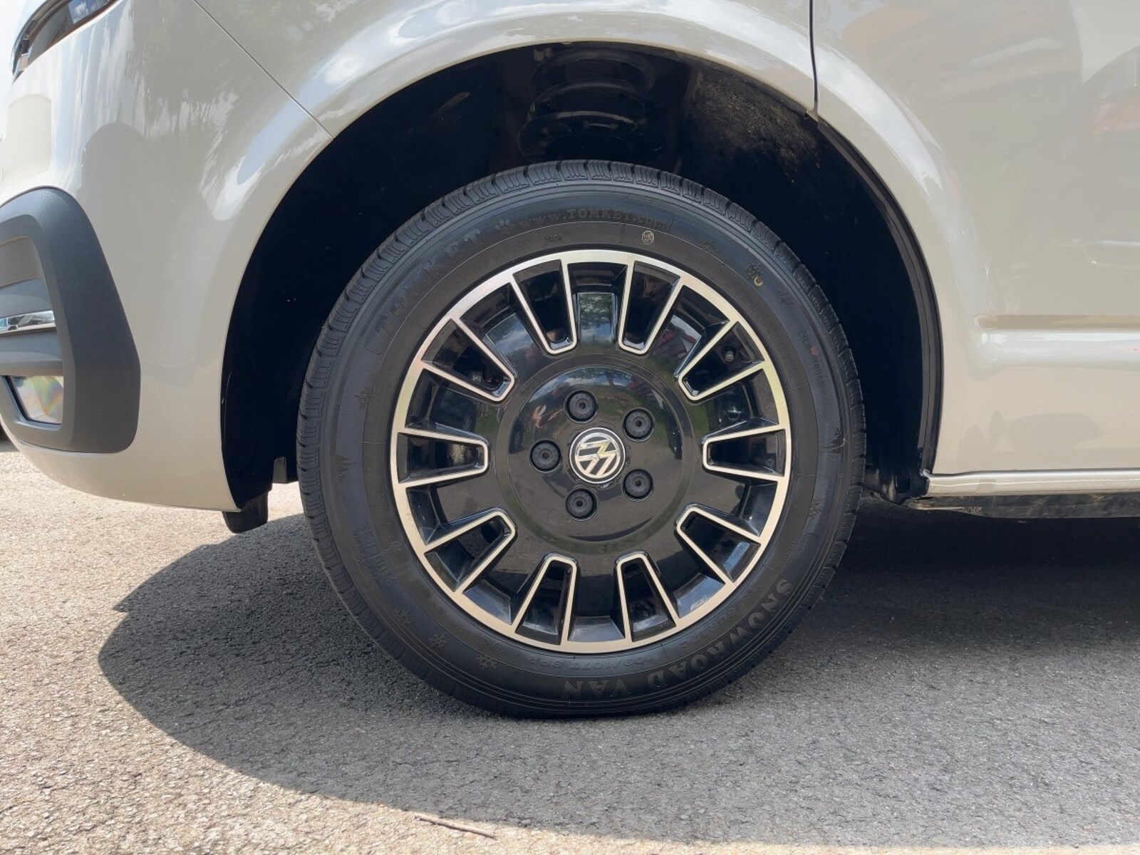 Volkswagen T6.1 California – Bild 12