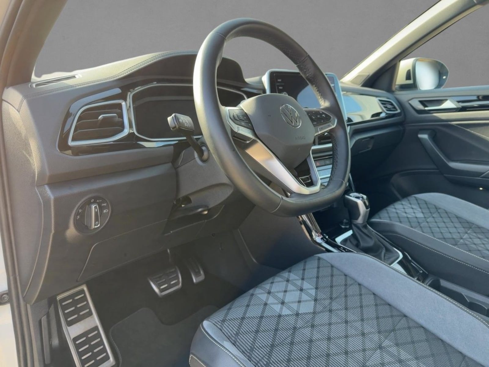 Volkswagen T-Roc – Bild 11